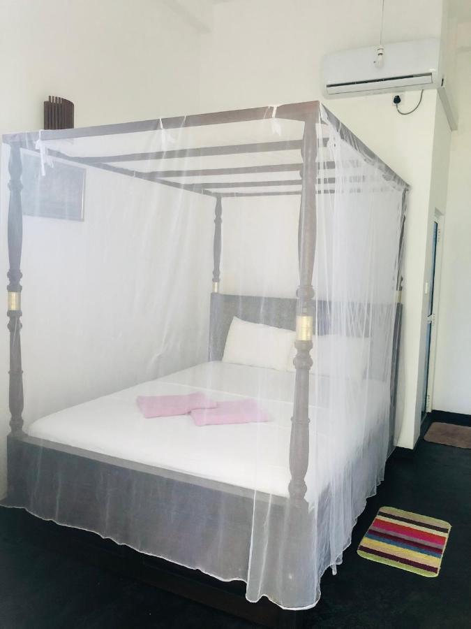 Screwpine Beach Villa Диквела Екстериор снимка